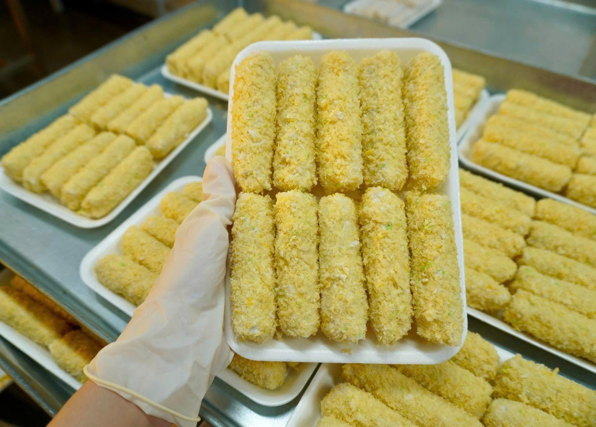 Nem hải sản Quyết Quyên